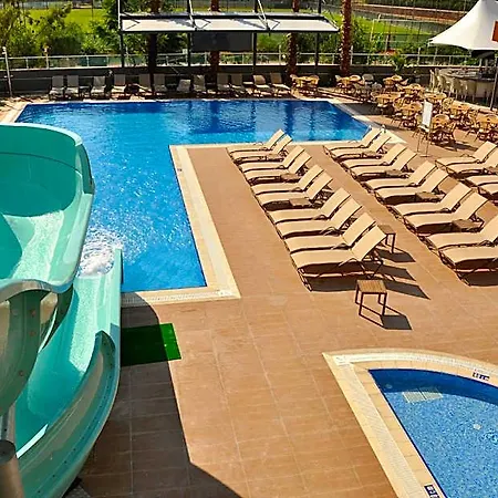 Vega Hotel Mahmutlar