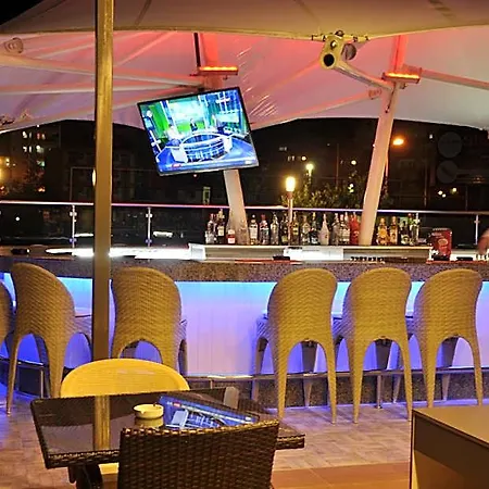 Hotel Vega 4*