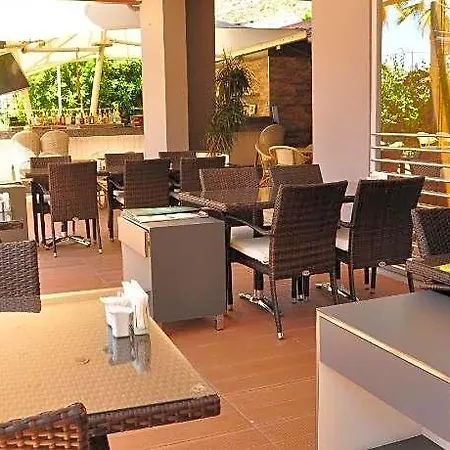 Vega Hotel 4*