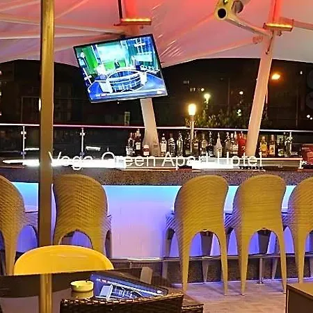 Vega 4*